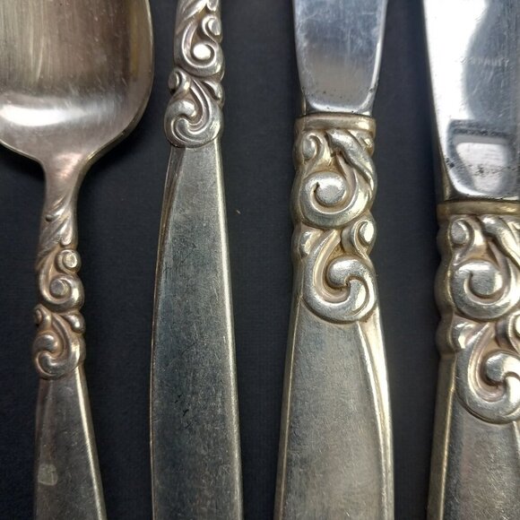 Vintage Oneida Community Plate South Seas Flatware Lot Place Setting Extra Knife - Picture 2 of 3